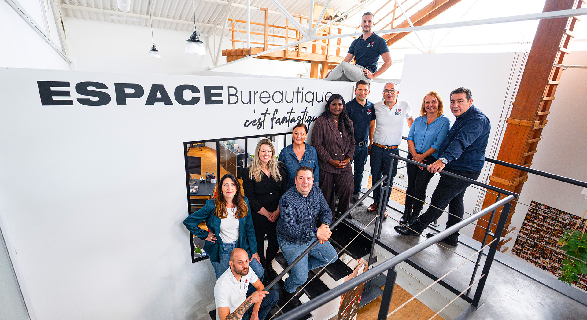 equipe espace bureautique
